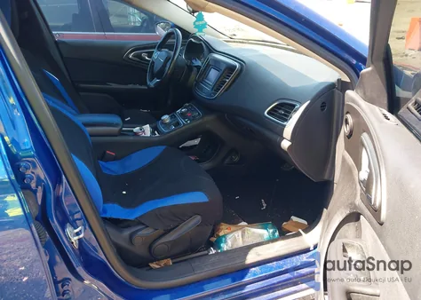 2015 Chrysler 200 Limited из США, поврежденный, VIN 1C3CCCAB3FN738526